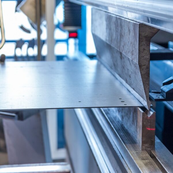 tube-bender-2819136_1280